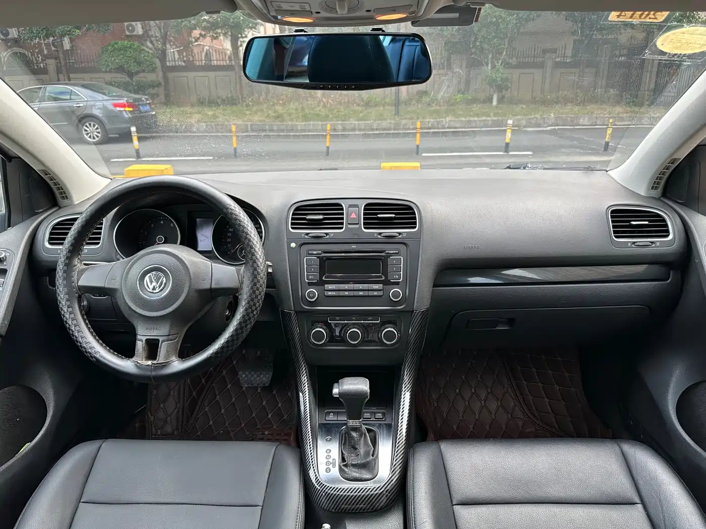 Volkswagen Golf 2011 1.4TSI Auto Comfort фото 13