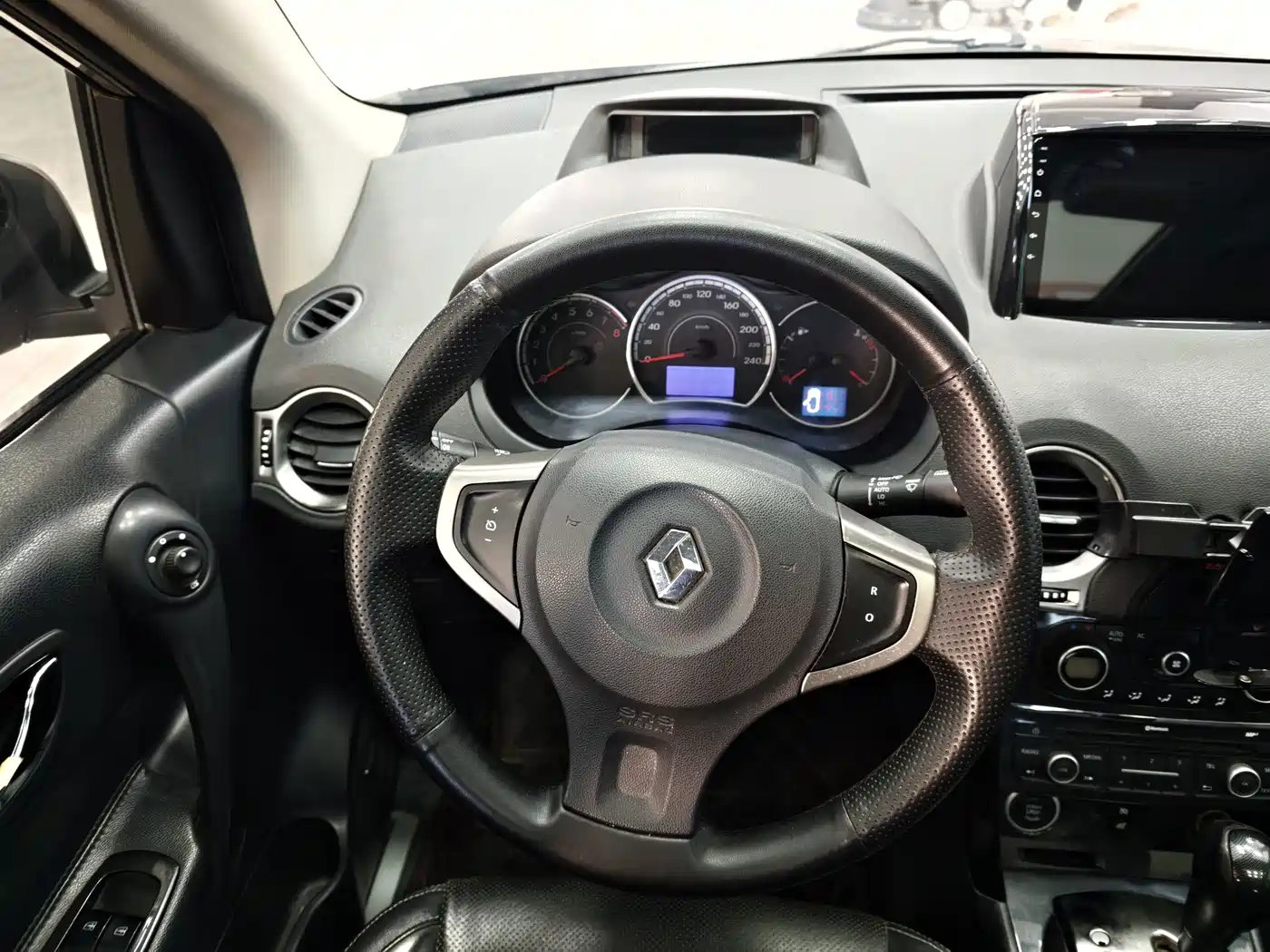 Renault Koleos (Import) 2016 2015 2.0L 2WD Comfort