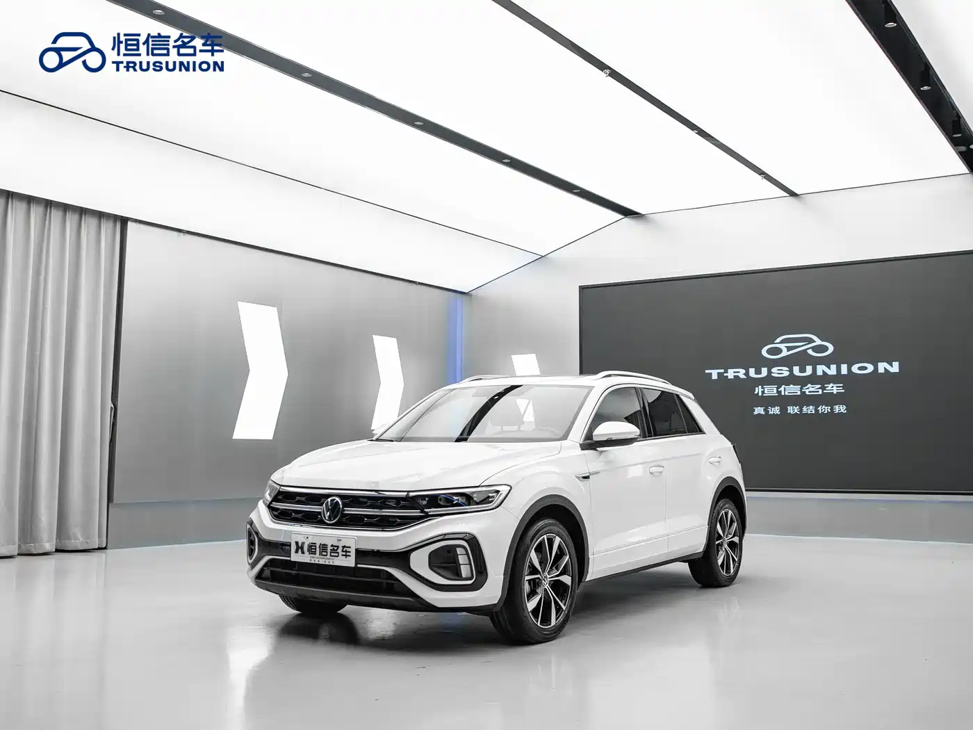 Volkswagen T-Roc, миниатюра 3