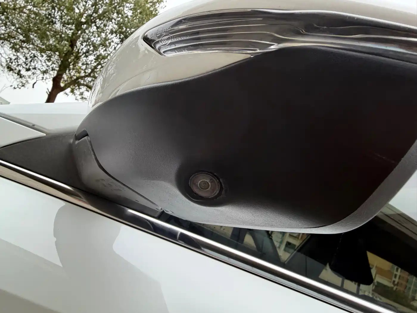 GEELY AUTOMOBILE EMGRAND