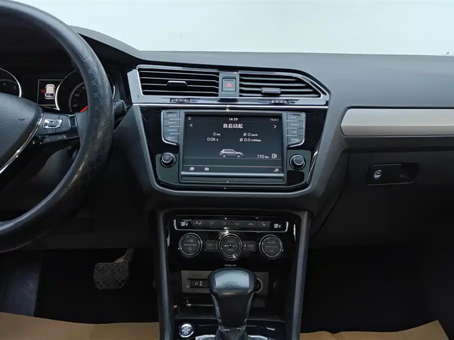 Volkswagen Tiguan L 2017 330TSI Automatic 2WD Flagship Edition фото 13