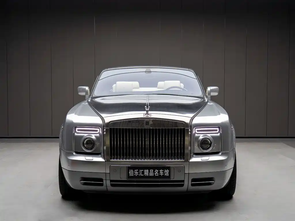 Rolls-Royce Phantom 2009 2007 6.7L Soft-top Convertible
