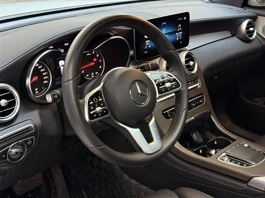 Mercedes-Benz GLC 2020 GLC 260 L 4MATIC Dynamic фото 12