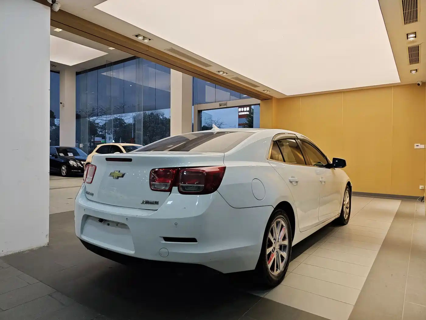 Chevrolet Malibu 2013 2.0L Automatic Luxury Edition фото 29