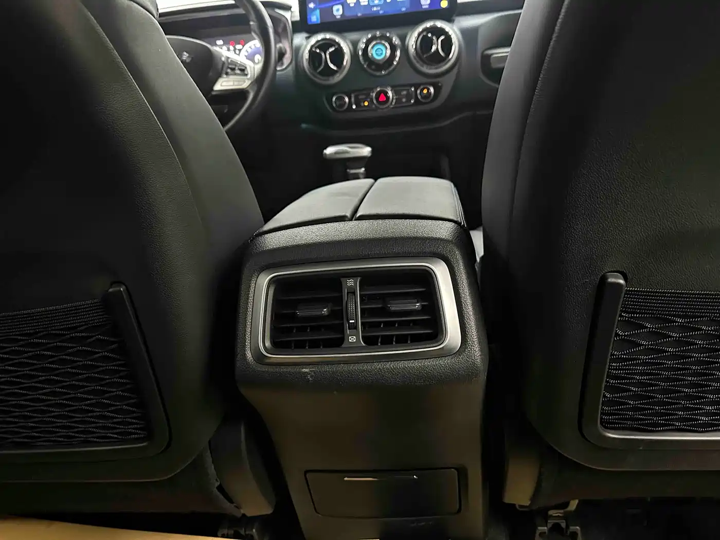 BAIC ORV Beijing Offroad BJ40 2020 2.0T Automatic AWD Urban Hunter Edition Hero Type фото 13