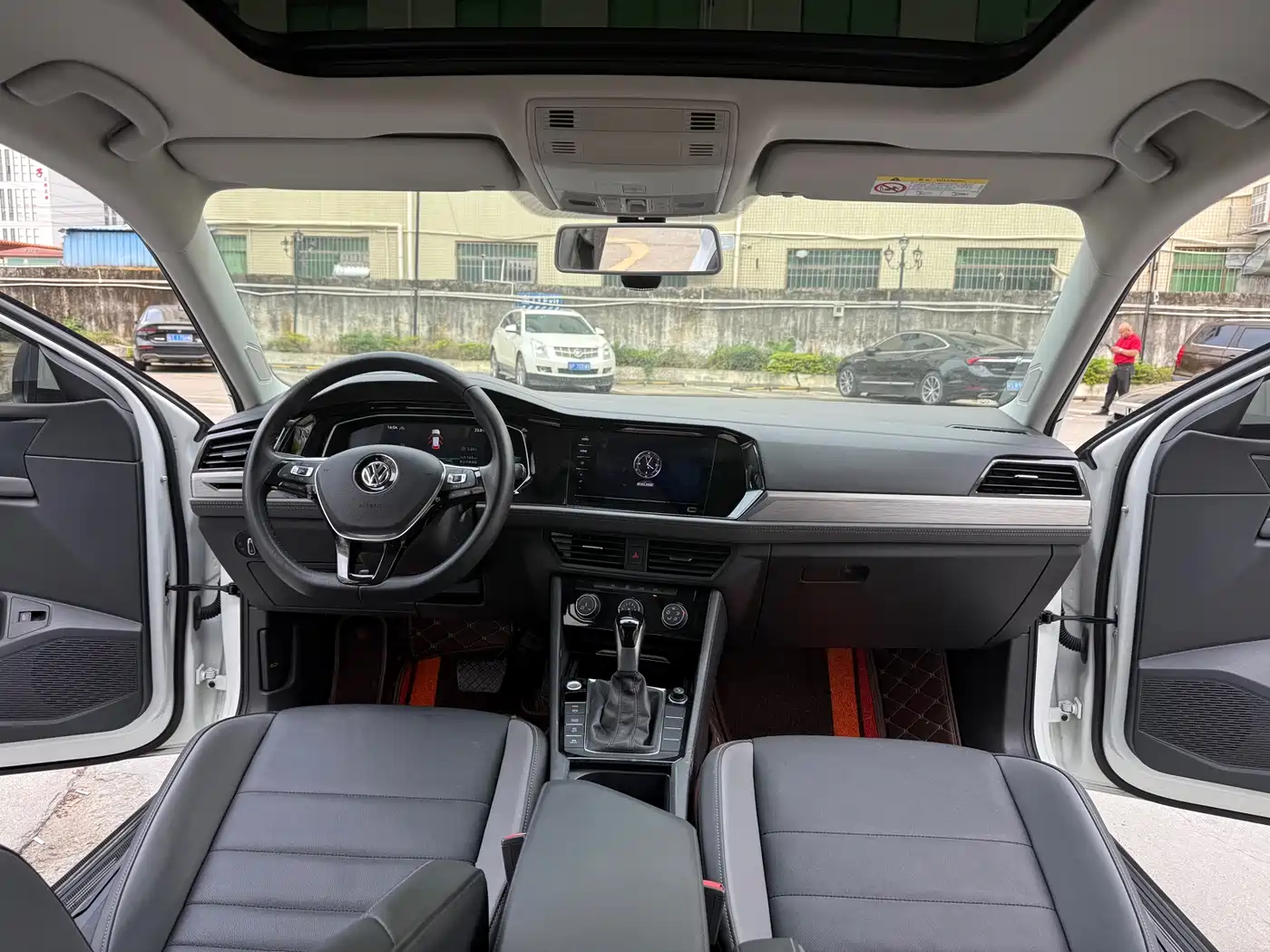 Volkswagen Sagitar 2021 280TSI DSG 30th Anniversary Edition фото 7