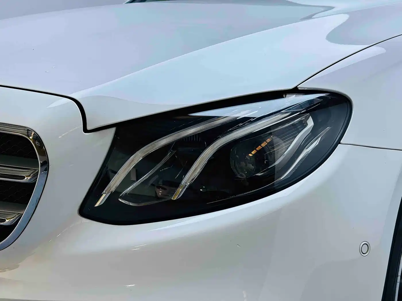 Mercedes-Benz E-Class 2019 E 200 L Sport фото 12
