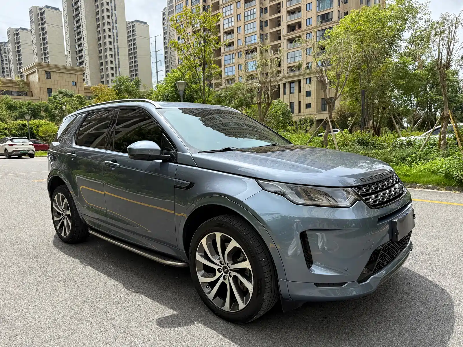 صورة 3 - Land Rover Discovery Sport