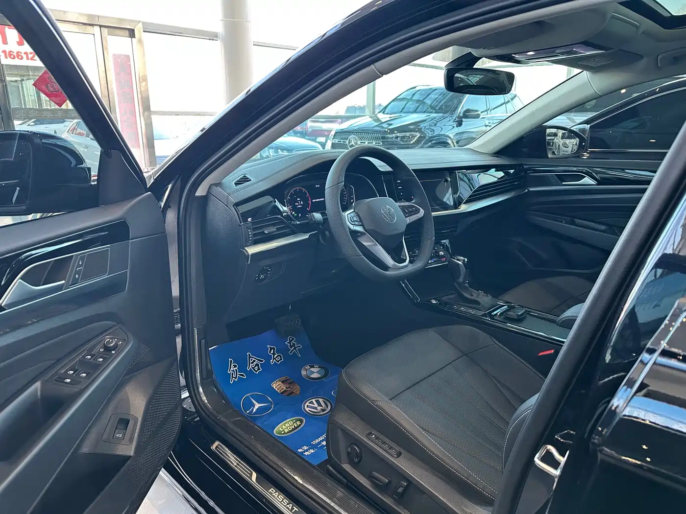 Volkswagen Passat 2025 Outstanding 380TSI Starlight Dragon Soaring Edition фото 7