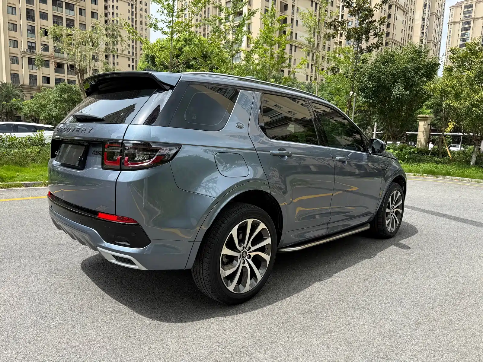 صورة 4 - Land Rover Discovery Sport