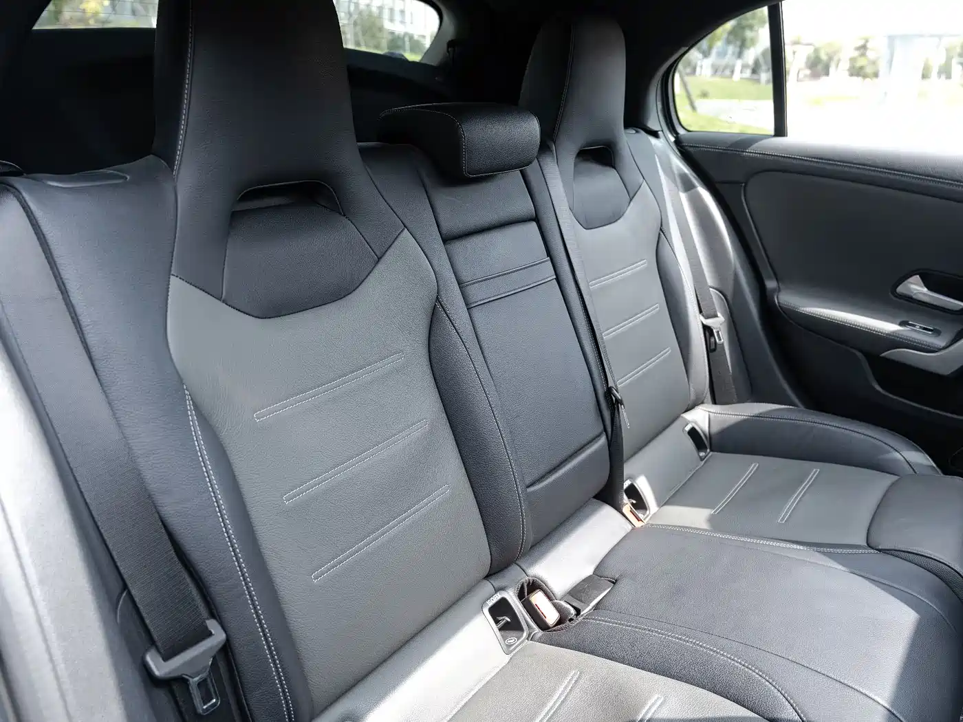 Mercedes-Benz A-Class AMG (Import) 2020 Facelift AMG A 45 4MATIC+ фото 11