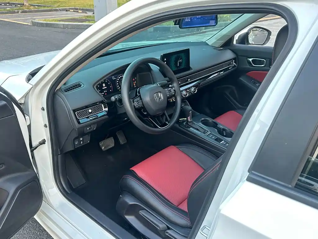 Honda Civic 2023 2023 240TURBO CVT Dynamic Edition