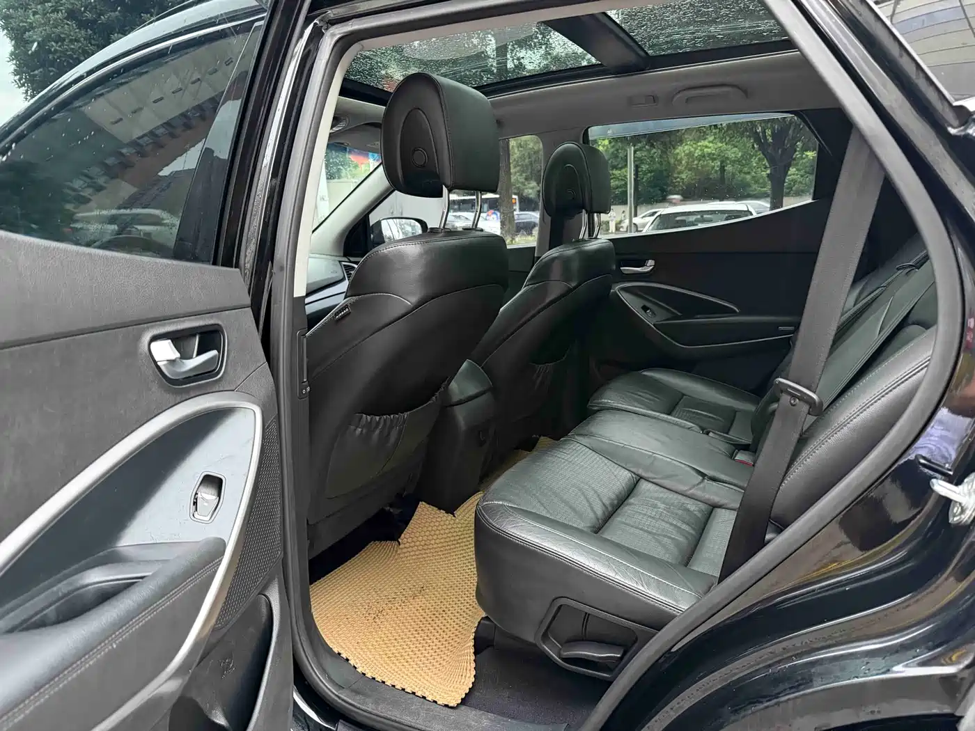 Hyundai Santa Fe (Import) 2013 2013 3.0L 4WD Luxury Edition 7-Seater Euro V