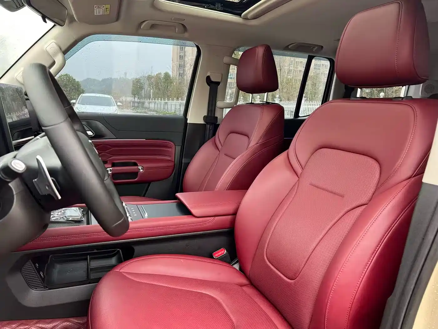 TANK TANK 300 NEW ENERGY