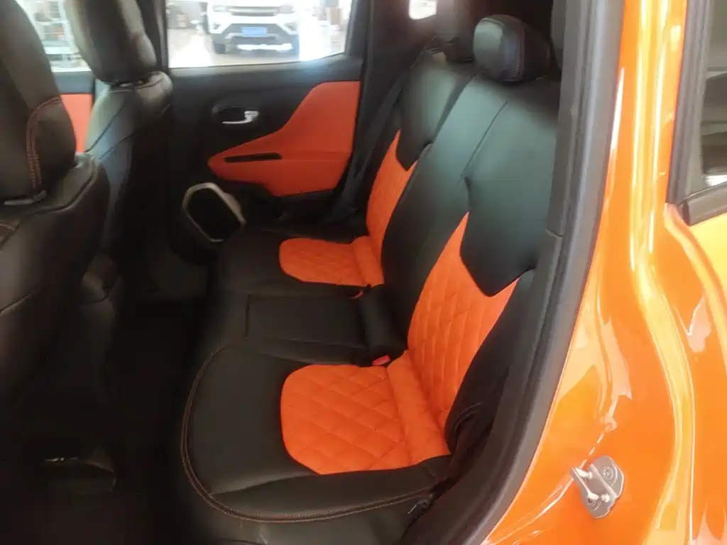 Jeep Renegade 2019 2018 Connected Large Screen Edition 180T Automatic Power