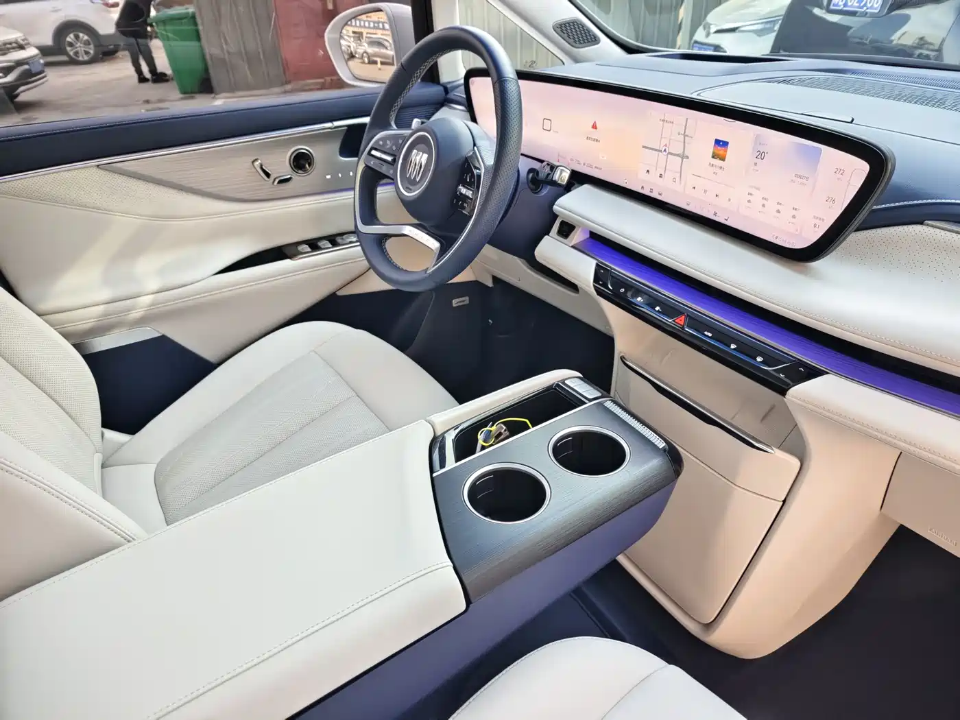 BUICK GL8 NEW ENERGY