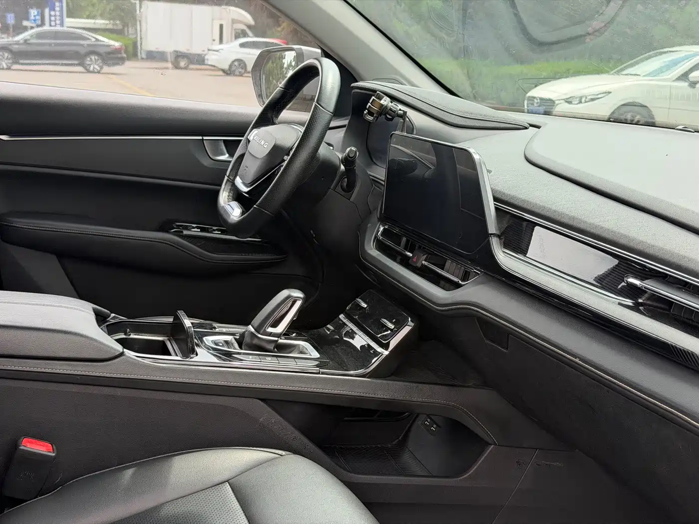 Wuling Motors Wuling Victory 2021 2020 1.5T CVT Flagship Business Class