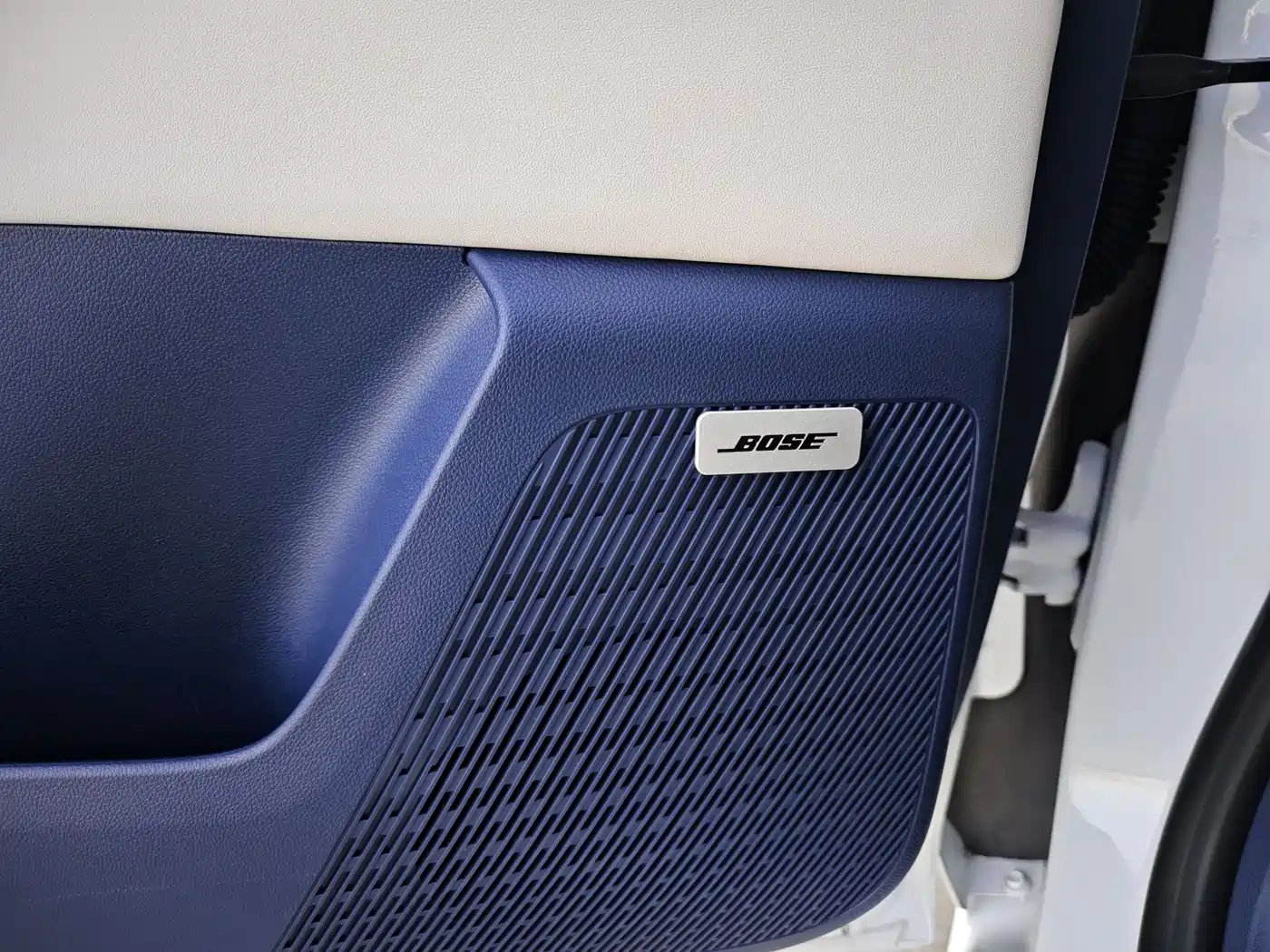 BUICK GL8 NEW ENERGY