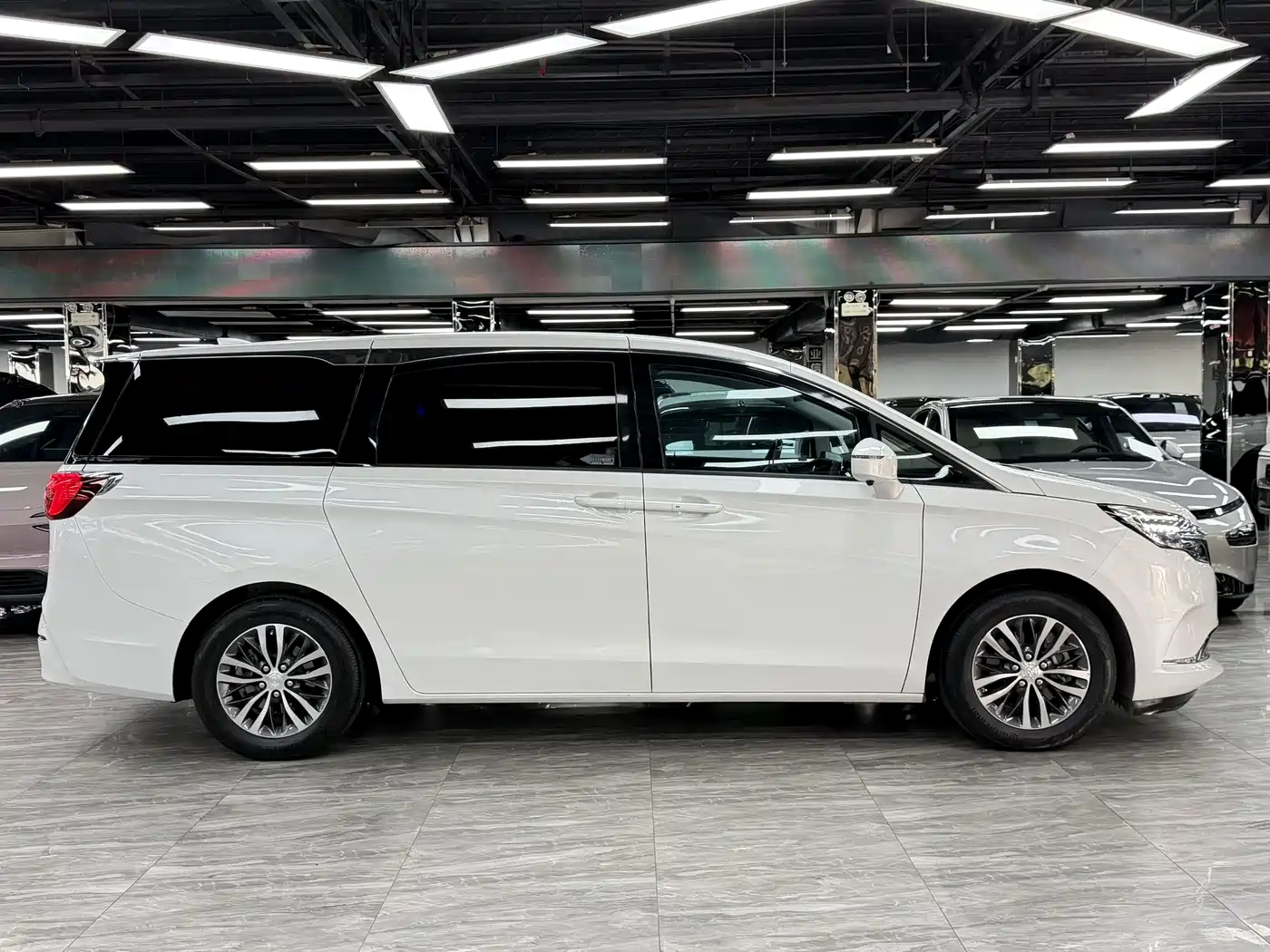 BUICK GL8