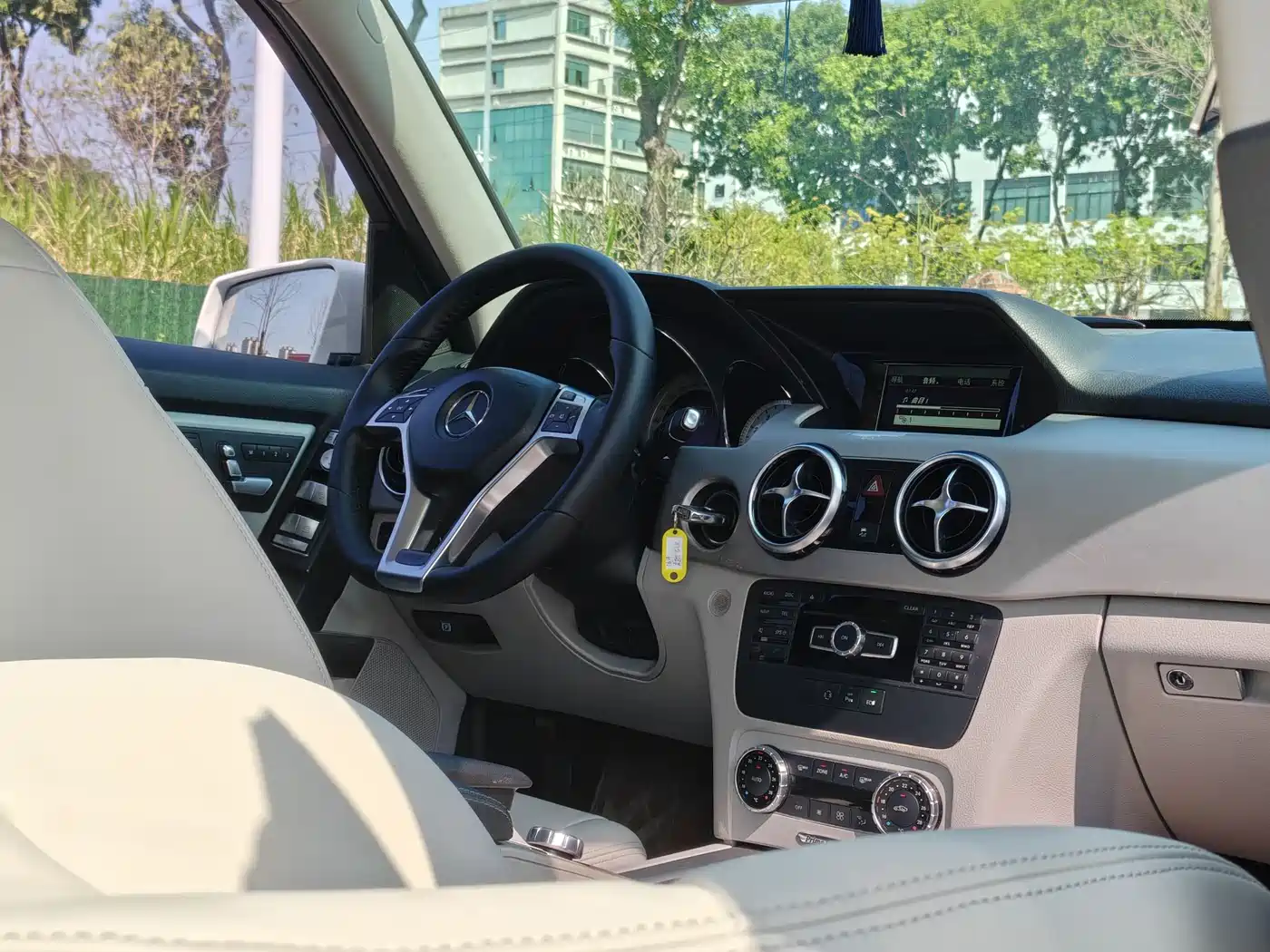Mercedes-Benz GLK-Class 2015 GLK 260 4MATIC Dynamic Ultimate Edition фото 22