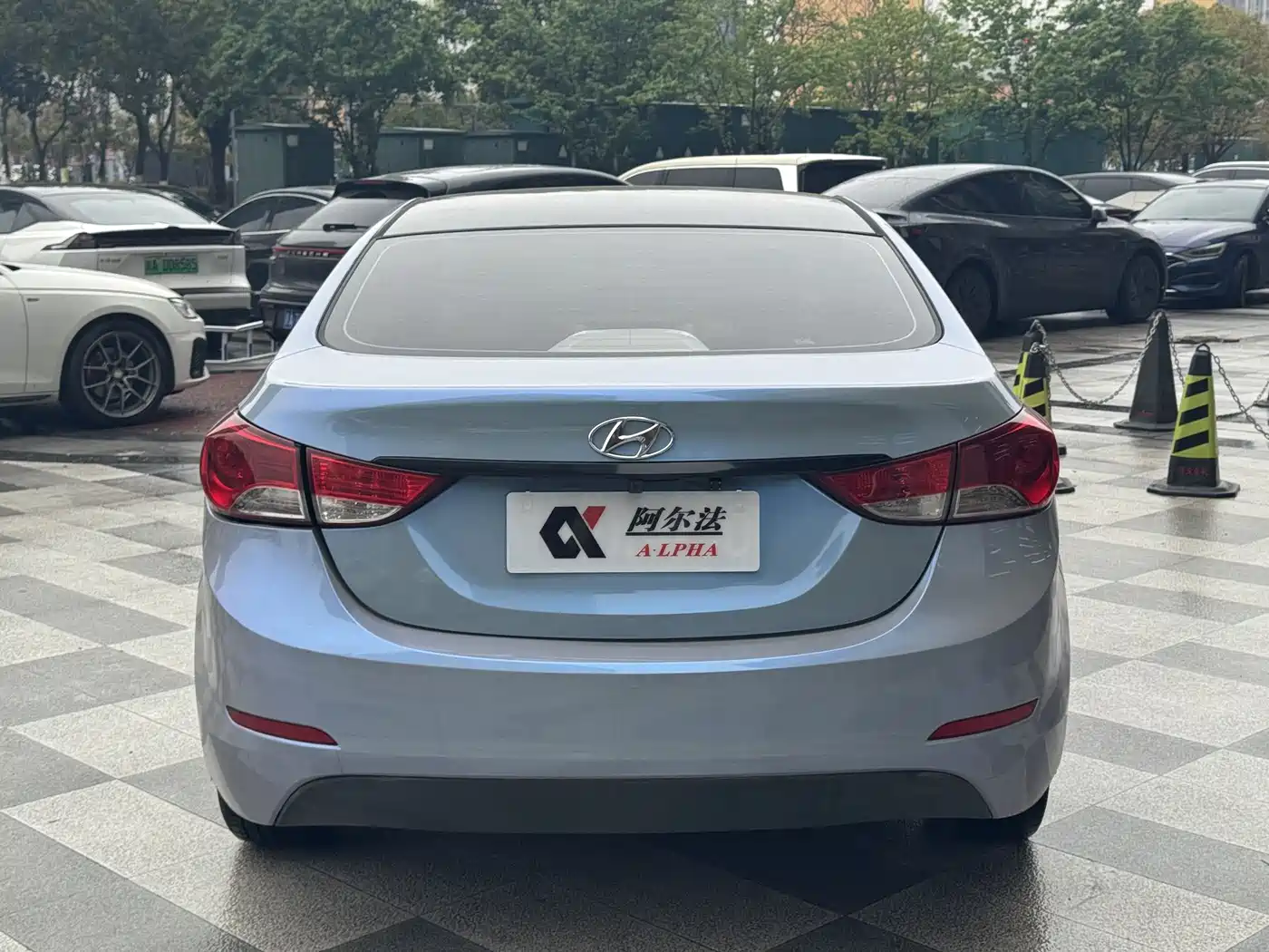 Hyundai Langdong 2012 1.6L Automatic Fashion фото 5