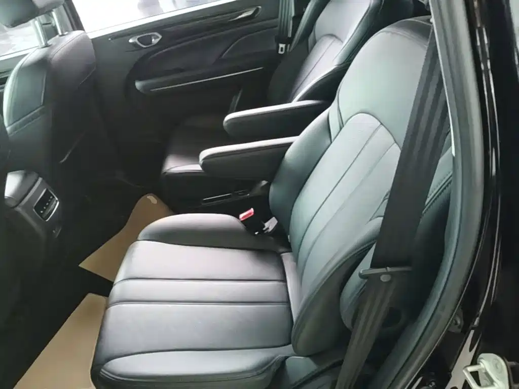 GAC Trumpchi Trumpchi M6 2026 2025 Basic Model