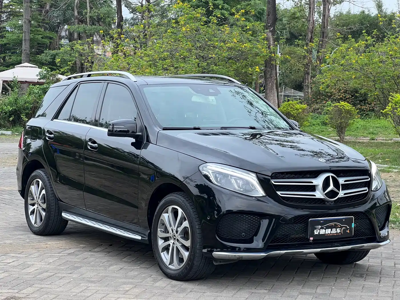 Mercedes-Benz GLE 2018 GLE 320 4MATIC Dynamic Ultimate Edition фото 3