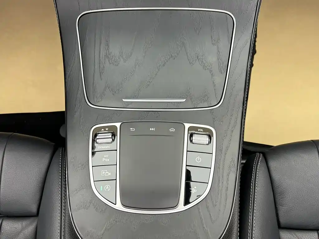 Фото 19 - Mercedes-Benz E-Class (Import)