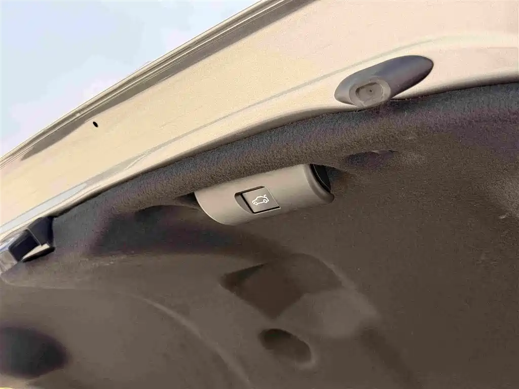 Lexus ES 2025 2025 200 Ultimate Edition