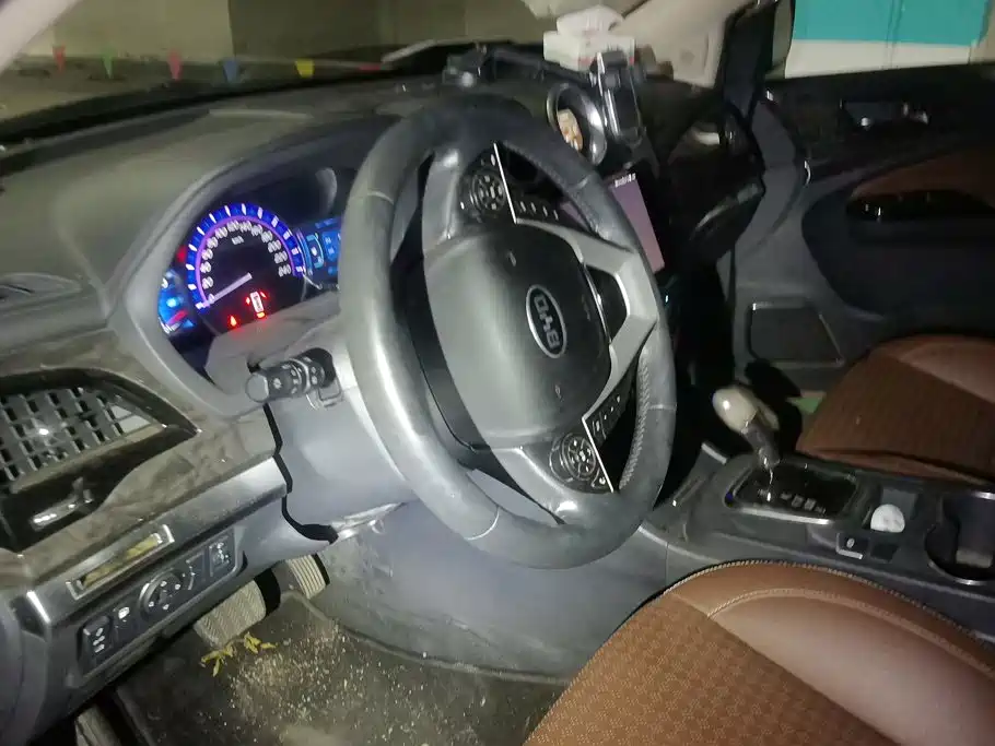 BYD S7 2017 2016 2.0T Automatic Premium Model