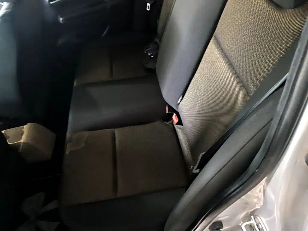 Venucia R50 2014 2014 1.6L Automatic Exciting Edition