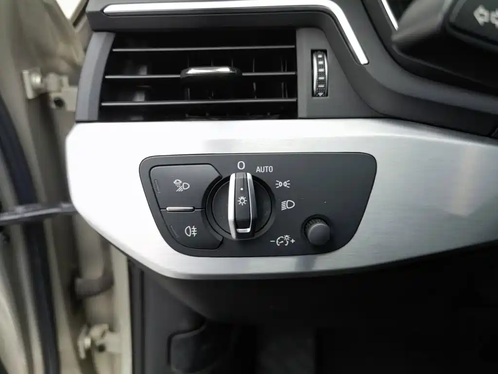 Audi A4L, миниатюра 21