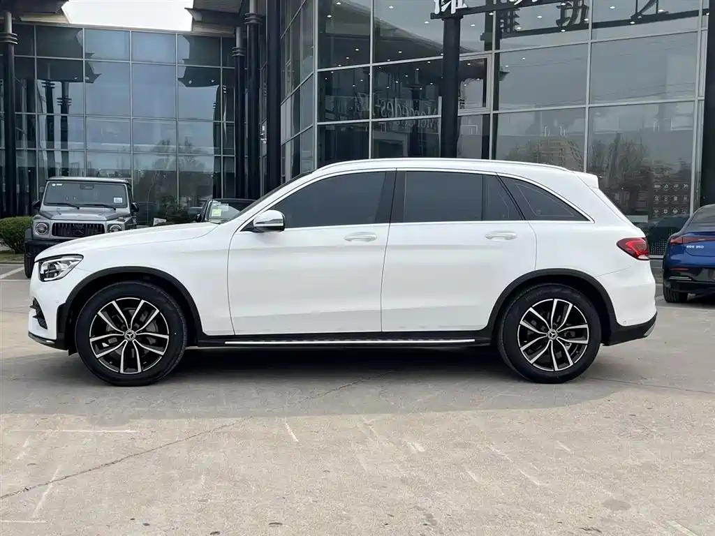 Mercedes-Benz GLC 2021 GLC 300 L 4MATIC Sporty фото 5