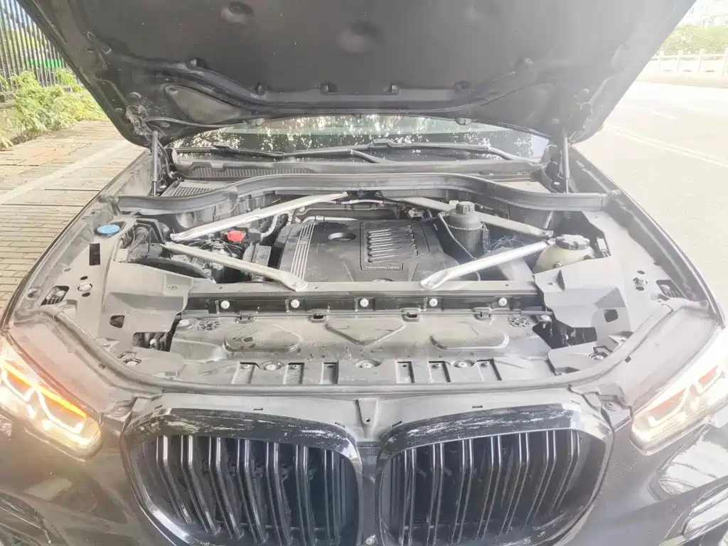 BMW X5 2022 2022 Model xDrive 40Li M Sport Package
