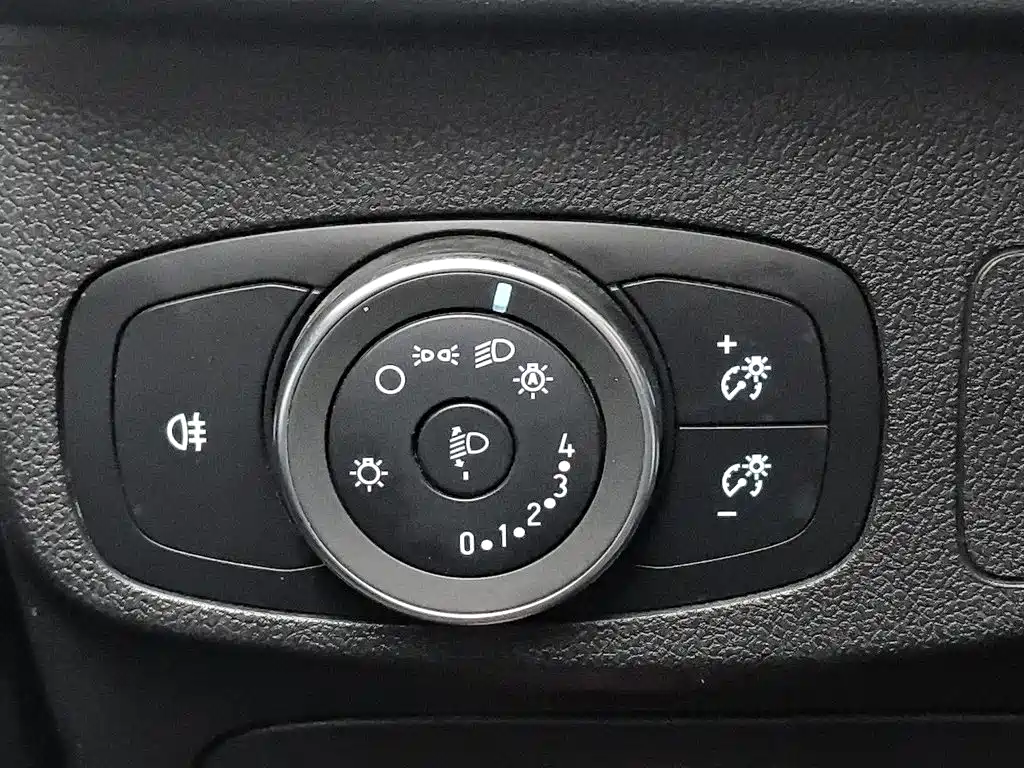 Ford Focus 2022 2021 Sedan EcoBoost 180 Auto Trend