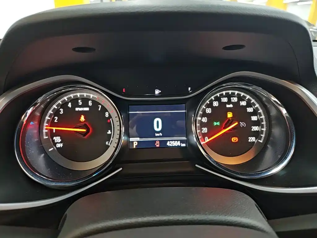 Chevrolet Volando 2021 2020 Mild Hybrid Redline 530T Automatic Premium Edition (5+2 seater)