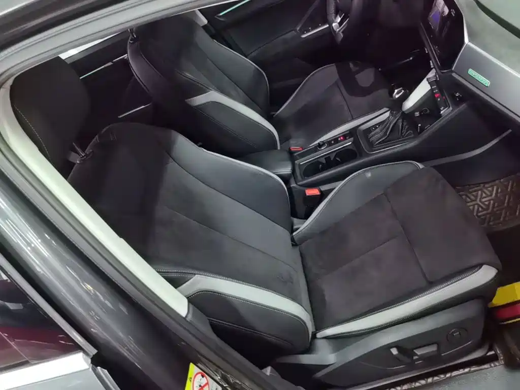 Фото 25 - Audi Q3