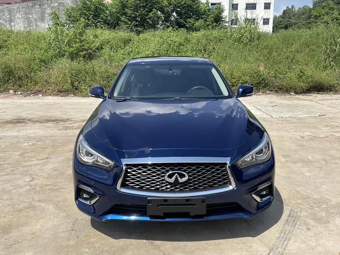 Infiniti Q50L 2019 2018 2.0T Premium Edition China V