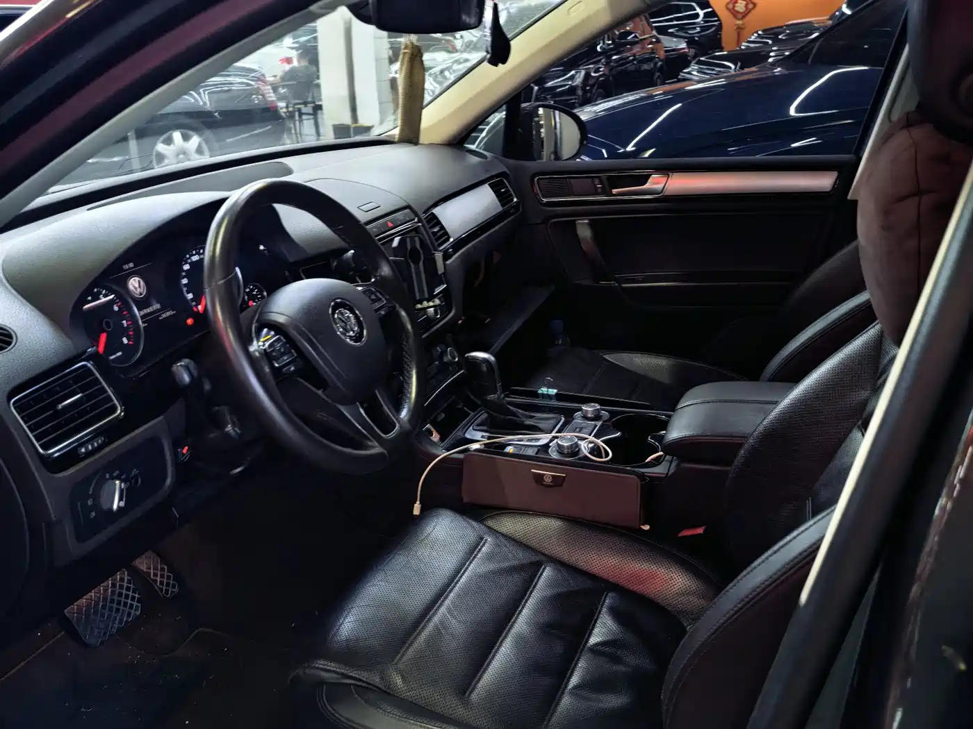 Volkswagen Touareg 2018 2017 3.0TSI Explorer Edition