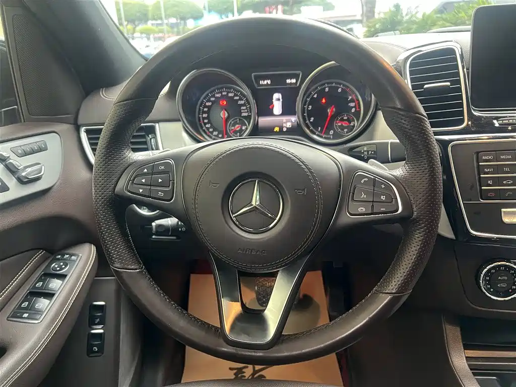 Mercedes-Benz GLS 2018 Facelift GLS 320 4MATIC фото 13
