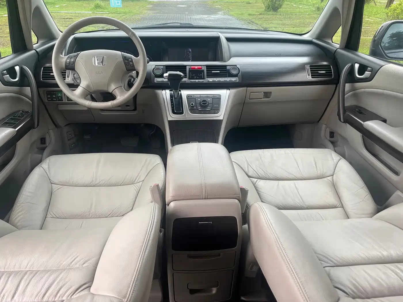 Honda Elysion 2014 2012 2.4L VTi-S Premium Edition