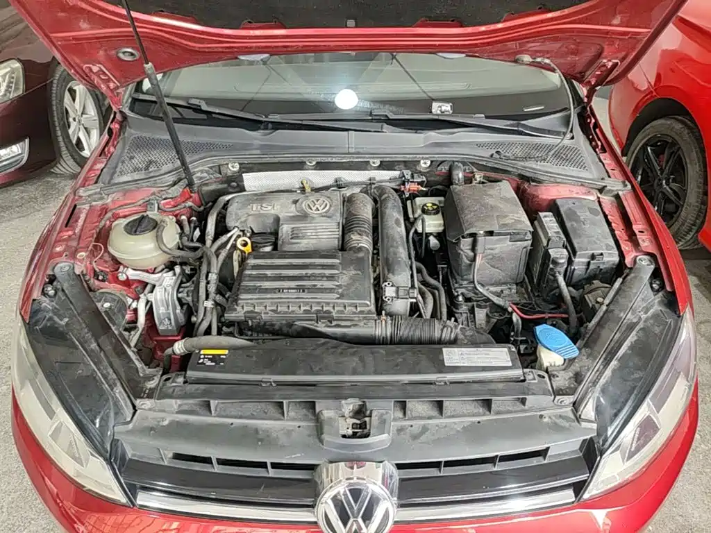 Photo 20 - Volkswagen Golf