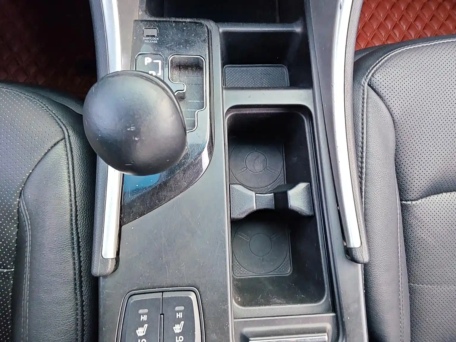 Photo 14 - Hyundai Sonata