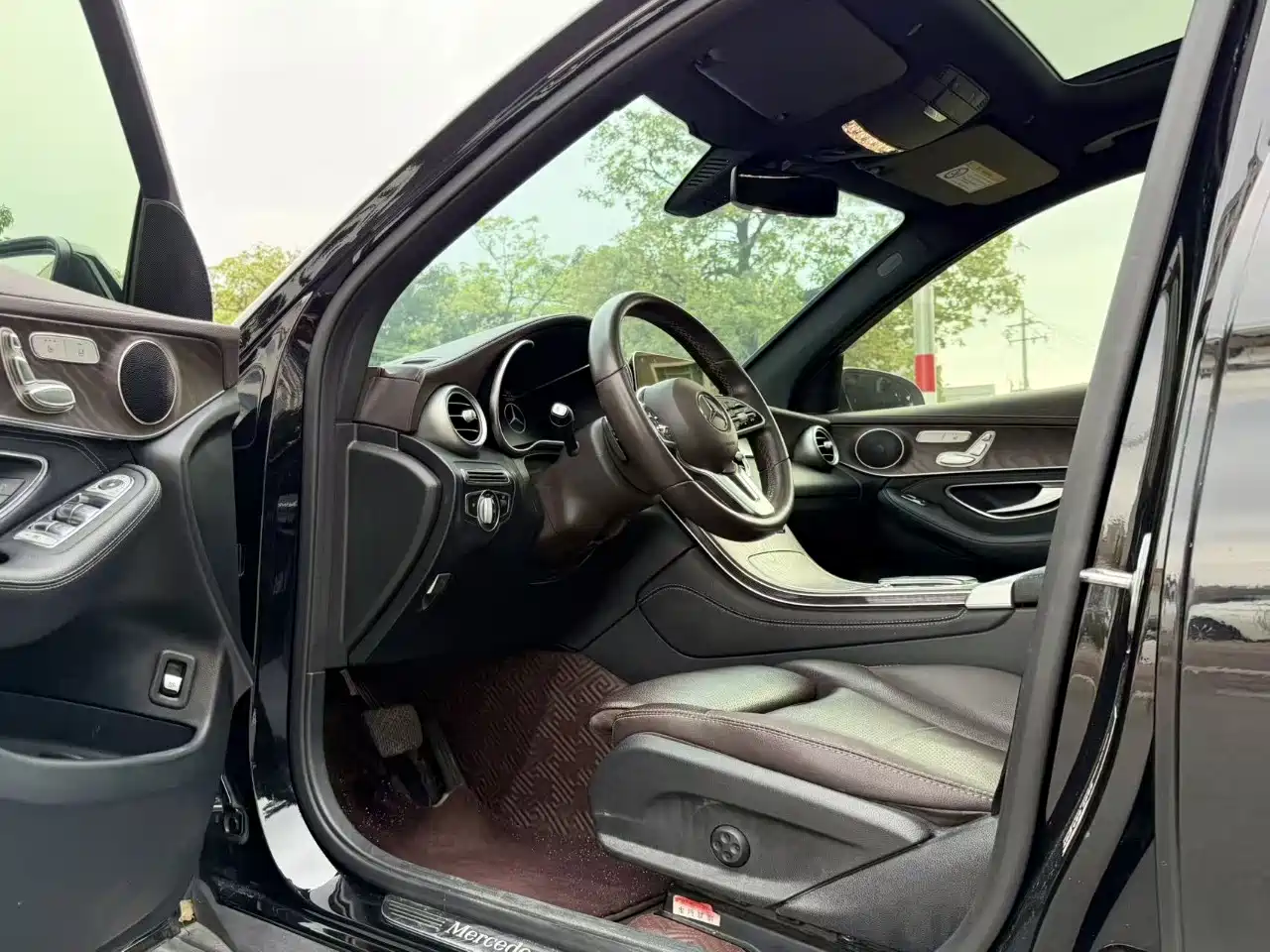 Mercedes-Benz GLC 2020 Facelift GLC 260 L 4MATIC Luxury фото 4