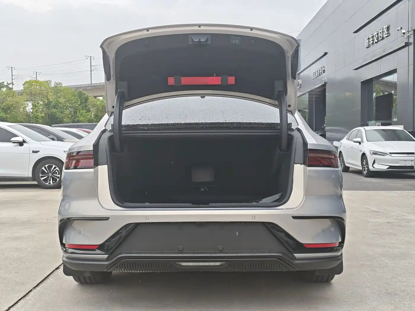BYD Han 2025 2026 EV Intelligent Driving Edition 635KM LiDAR Flagship