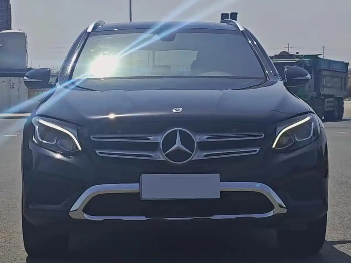 Mercedes-Benz GLC 2018 Facelift GLC 200 4MATIC фото 16