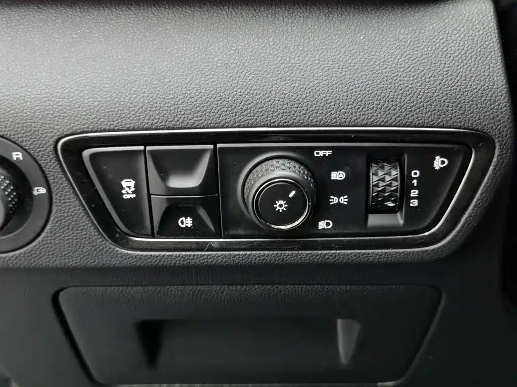 Baojun Valli 2021 2021 1.5T Dali Sky CVT Premium