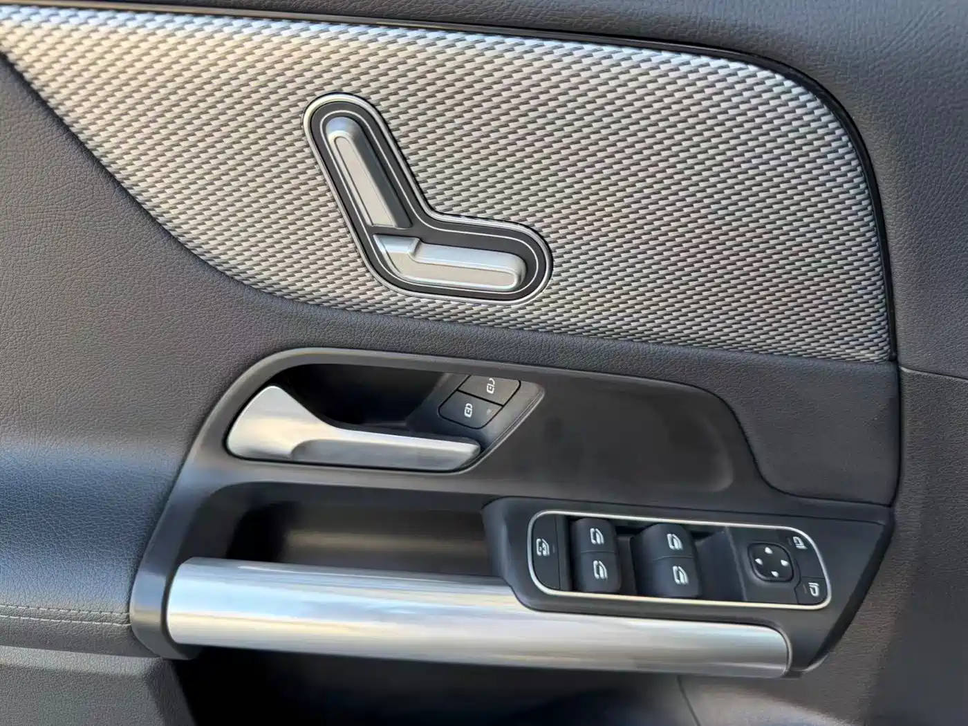 Mercedes-Benz GLA 2023 2023 GLA 200