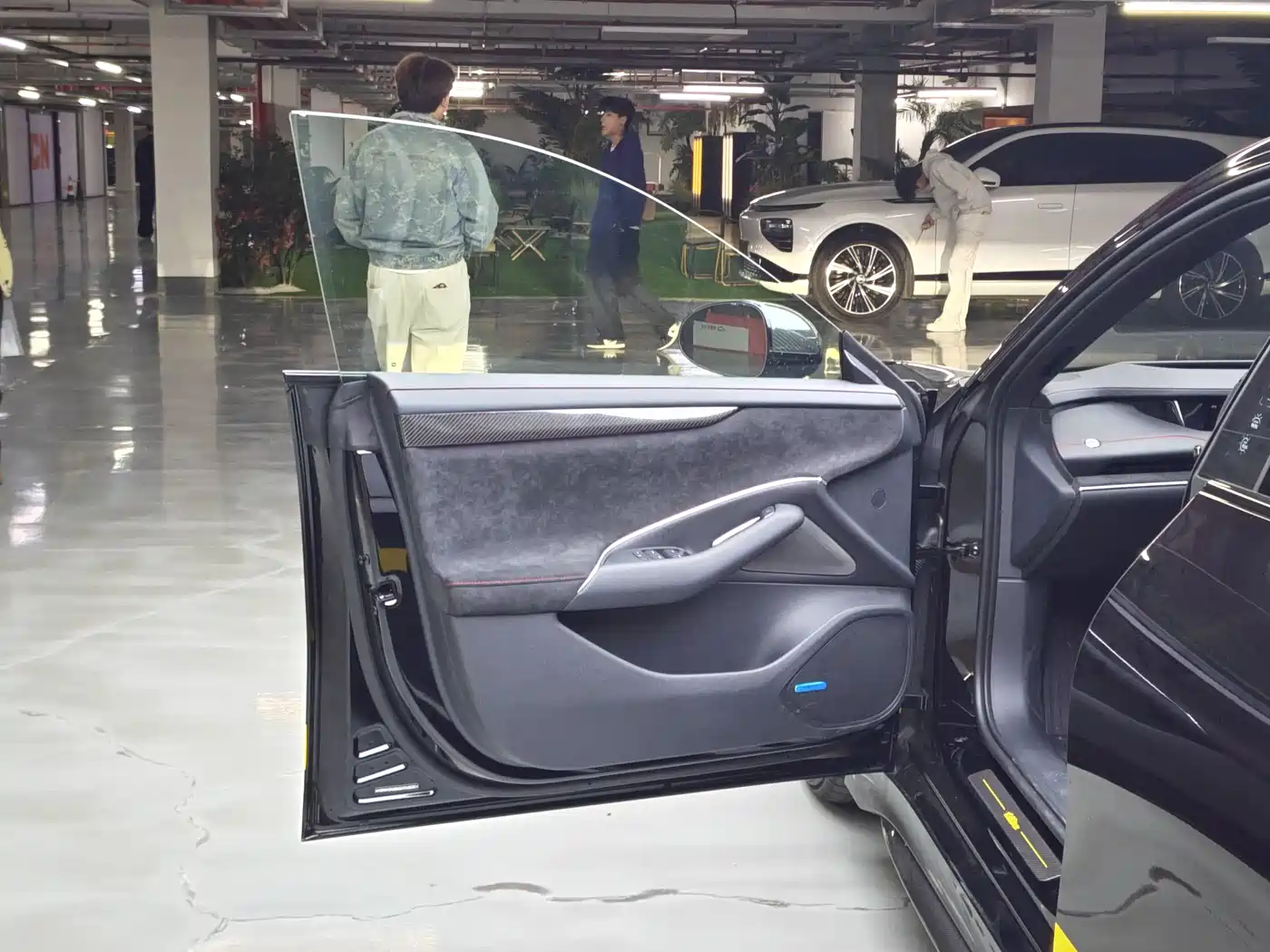 XIAOMI CAR XIAOMI SU7 ULTRA