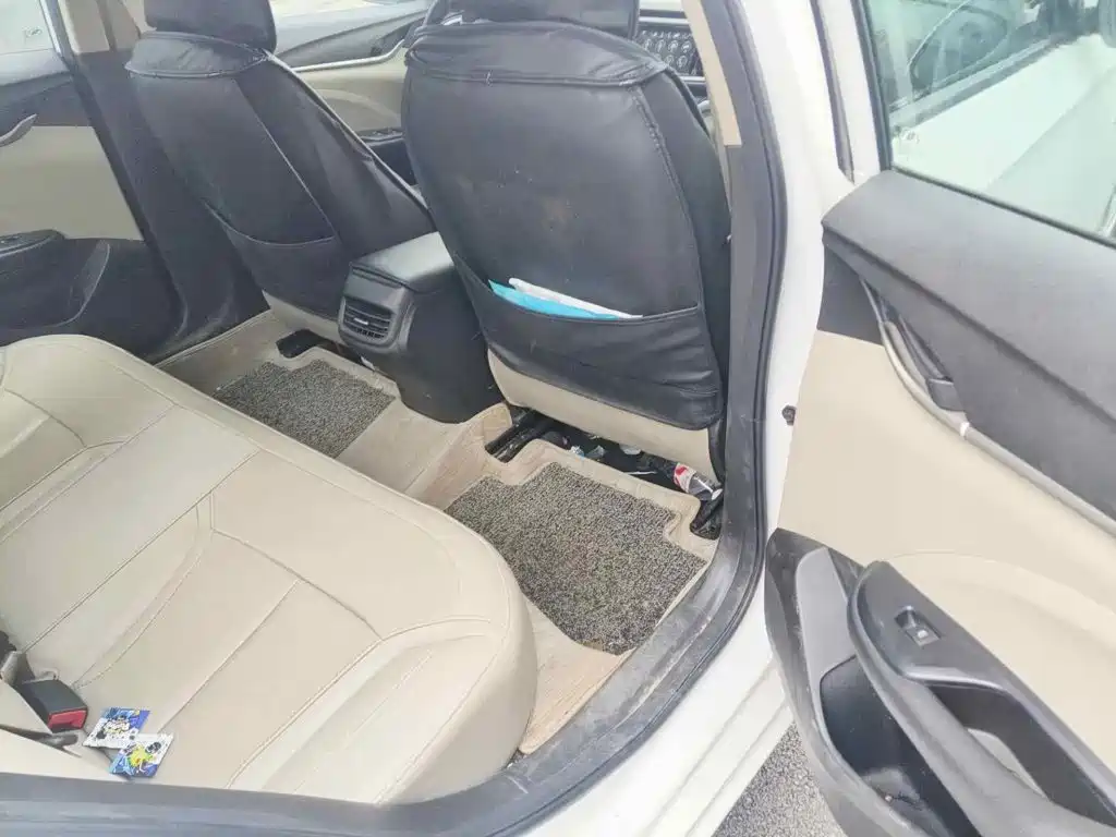 Photo 11 - Buick Excelle